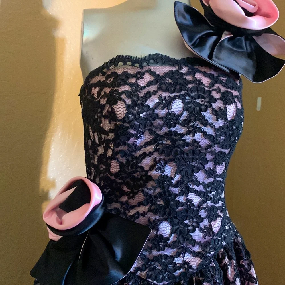 Vintage Carole Mignon Boutique Black Lace Mini Dress.  SZ 4 - Picture 8 of 8